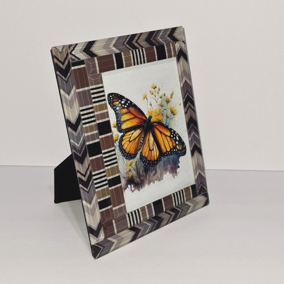 Monarch Butterfly Framed Art Print - Picture 8 of 10